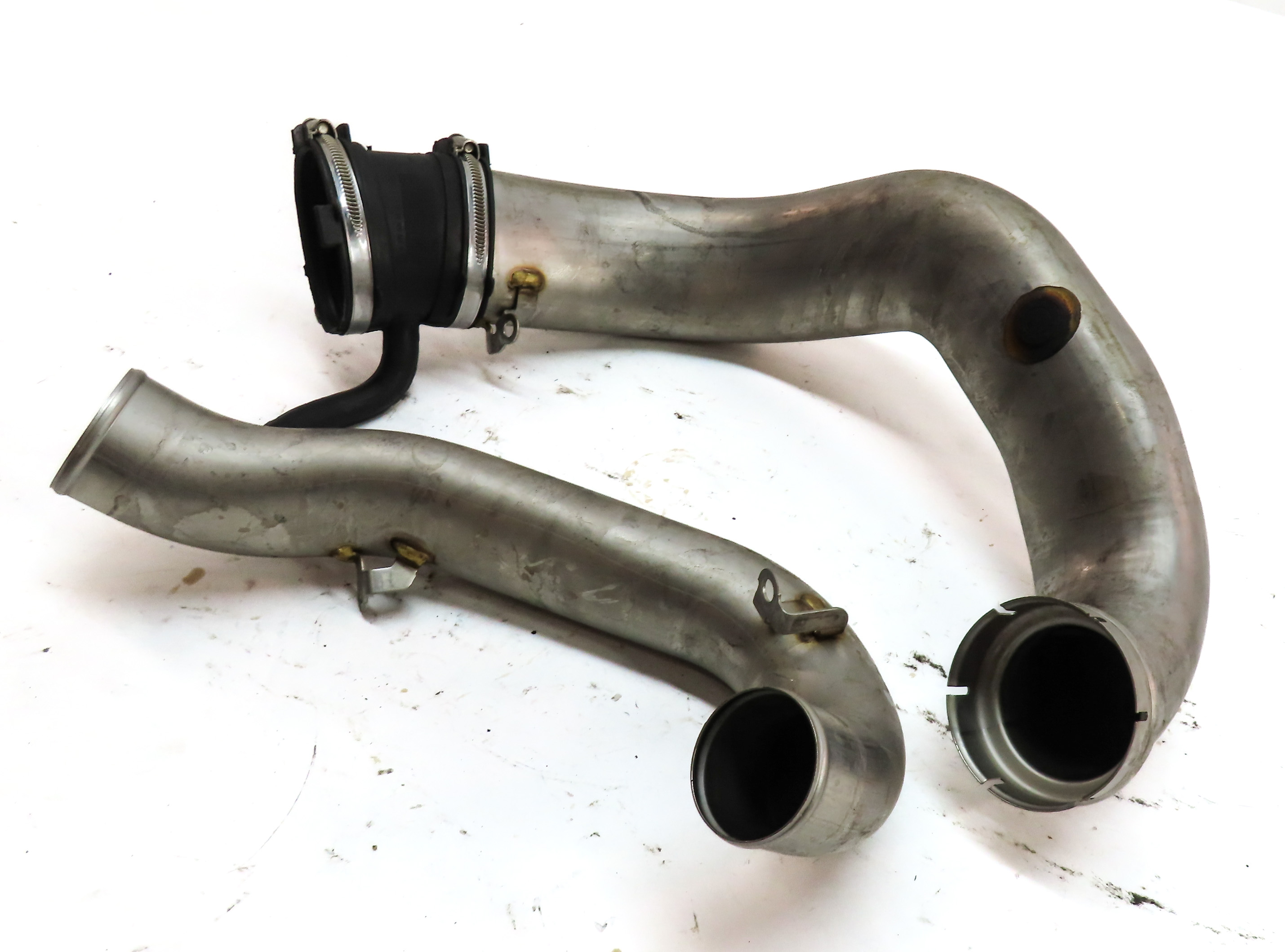 2014 MERCEDES GL450 (X166) 4.6L M278 ENGINE LEFT TURBOCHARGER TURBO PIPE SET-2 — exact item pictured